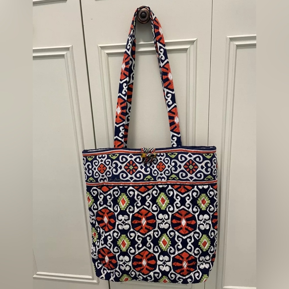 Vera Bradley Tote In Sun Valley Pattern EUC
